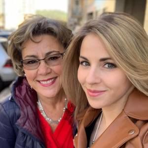 Meet your Posher, Maya